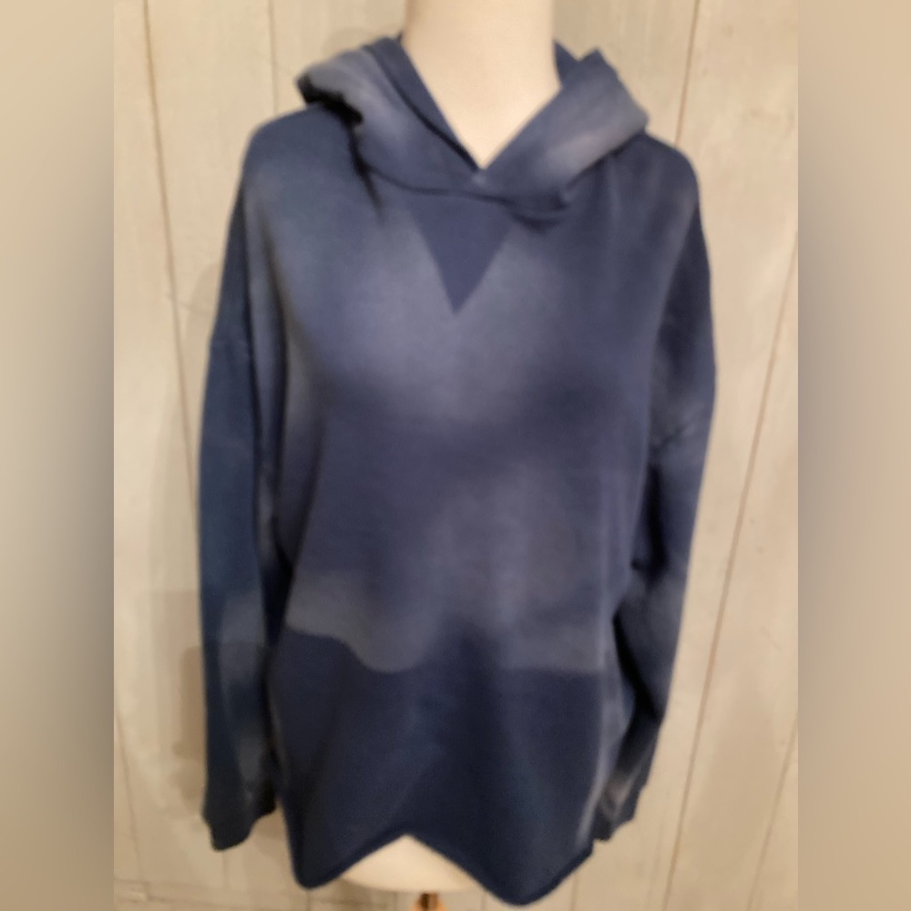 NWT Fashion Nova Women'sโ Navy Dyed Hoodie Sweatshirt Sweater Size S Long Sleeve
